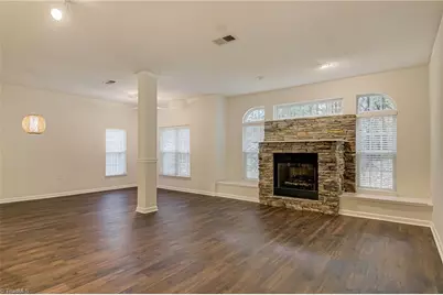 3005 Greystone Point #C, Greensboro, NC 27410 - Photo 4