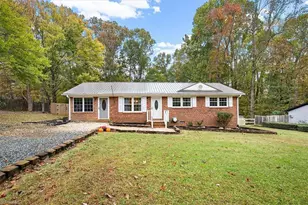 7025 Tree Hollow Rd, Thomasville, NC 27360 - Photo 2