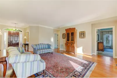 203 W Stonebury Court, Reidsville, NC 27320 - Photo 4