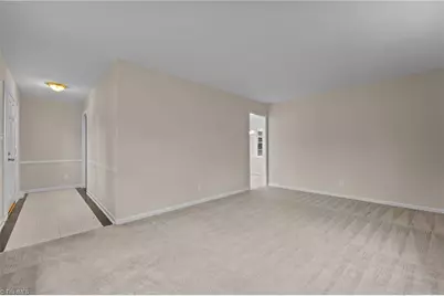 2407 Four Seasons Boulevard, Greensboro, NC 27407 - Photo 18