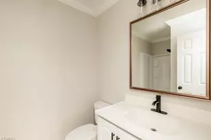 2663 Cottage Pl, Greensboro, NC 27455 - Photo 12