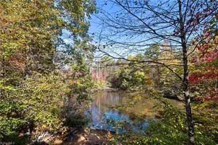 1040 Sycamore St, King, NC 27021 - Photo 34