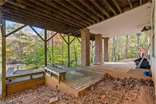 1040 Sycamore St, King, NC 27021 - Photo 36