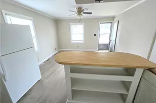 102 W Parker St, Graham, NC 27253 - Photo 10