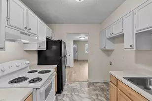 3907 Pioneer Way, Greensboro, NC 27407 - Photo 12