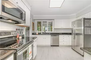 1127 Gatehouse Rd, High Point, NC 27262 - Photo 18