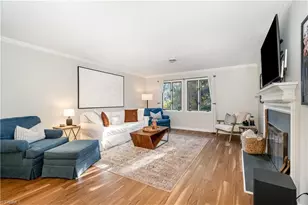 1127 Gatehouse Rd, High Point, NC 27262 - Photo 8