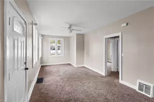 3726 Northampton Dr, Winston-Salem, NC 27105 - Photo 10