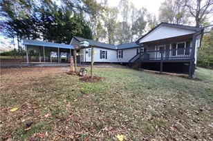 9238 Glen Cross Dr, Kernersville, NC 27284 - Photo 2