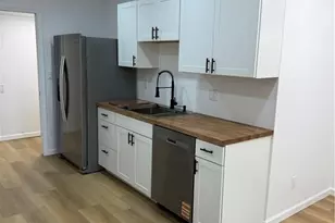 310 Cedardale Ln, King, NC 27021 - Photo 8