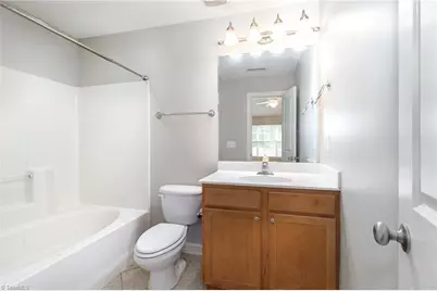 660 Friendway Road, Greensboro, NC 27410 - Photo 20