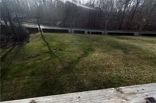 4431 Baylor St, Greensboro, NC 27455 - Photo 12