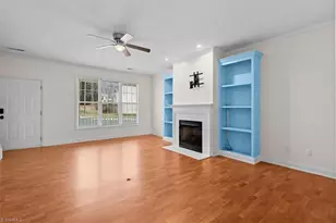 4431 Baylor St, Greensboro, NC 27455 - Photo 6