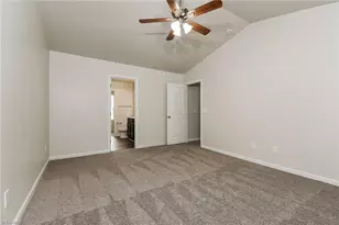 4455 Oak Pointe Dr, Winston-Salem, NC 27105 - Photo 8