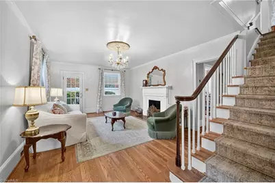 105 Grace Street, Mount Airy, NC 27030 - Photo 2