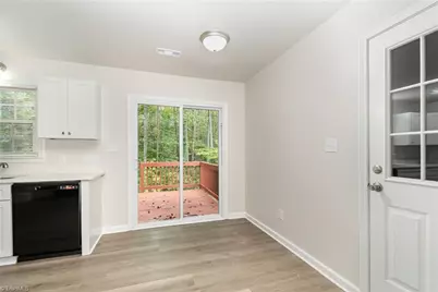 7 Queenanne Court, Greensboro, NC 27406 - Photo 8