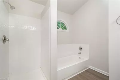 7 Queenanne Court, Greensboro, NC 27406 - Photo 14