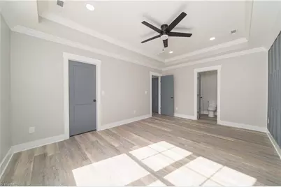 909 Franklin Street, Thomasville, NC 27360 - Photo 14