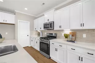 1713 Creekline Dr, Kernersville, NC 27284 - Photo 14