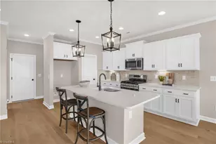 1713 Creekline Dr, Kernersville, NC 27284 - Photo 8