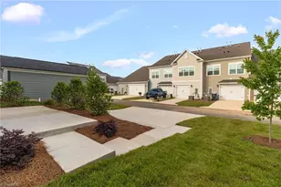 1712 Creekline Dr, Kernersville, NC 27284 - Photo 24