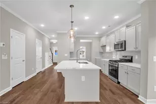 1712 Creekline Dr, Kernersville, NC 27284 - Photo 12