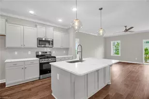 1712 Creekline Dr, Kernersville, NC 27284 - Photo 14