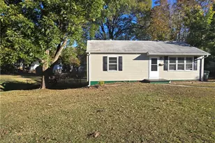 2302 McKinney St, Burlington, NC 27217 - Photo 8