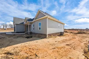 2225 Hughes Mill Rd, Burlington, NC 27217 - Photo 34