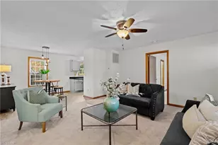 206 Lee St, Jamestown, NC 27282 - Photo 8