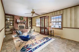 4314 Ivanhoe Pl, Charlotte, NC 28205 - Photo 10