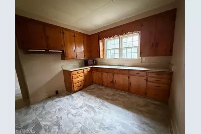 248 Broad Street, Lexington, NC 27295 - Photo 14