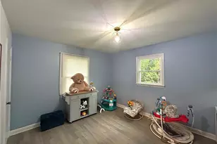 240 Oakcrest Dr, Madison, NC 27025 - Photo 10