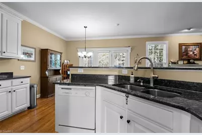 4714 Clifton Park Drive, Jamestown, NC 27282 - Photo 22