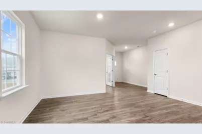 438 Lisa Lane, Winston-Salem, NC 27107 - Photo 8