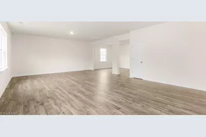 438 Lisa Lane, Winston-Salem, NC 27107 - Photo 12