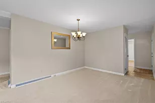 3709 April Ln, Greensboro, NC 27405 - Photo 8