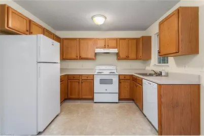 930 Fifth Street S, Mebane, NC 27302 - Photo 8