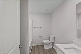 409 Pinnacle Dr, Randleman, NC 27317 - Photo 24