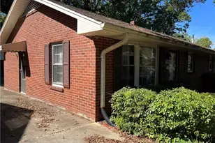 3014 Fleet St, Winston-Salem, NC 27127 - Photo 6