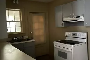 706 Crescent Dr, Reidsville, NC 27320 - Photo 6