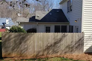 2538 Cottage Pl, Greensboro, NC 27455 - Photo 2