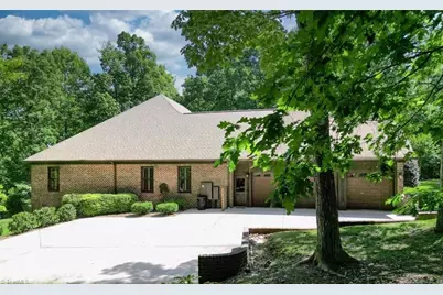 562 Rocky Cove Lane, Denton, NC 27239 - Photo 2