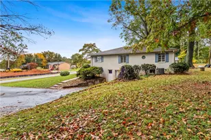 6110 James St, Clemmons, NC 27012 - Photo 4