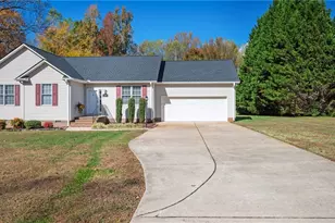 7107 Stoney Acres Ct, Gibsonville, NC 27249 - Photo 38