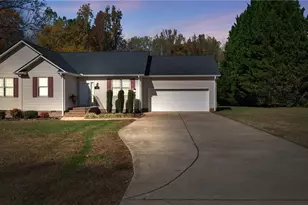 7107 Stoney Acres Ct, Gibsonville, NC 27249 - Photo 2