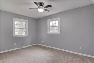 8140 Vance Rd, Kernersville, NC 27284 - Photo 16