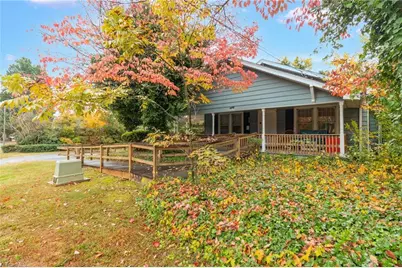 3842 Country Club Road, Winston-Salem, NC 27104 - Photo 2