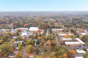 3842 Country Club Rd, Winston-Salem, NC 27104 - Photo 32