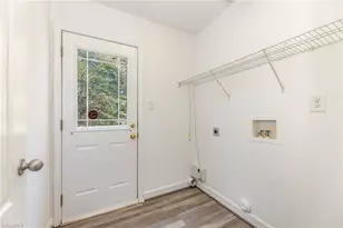 4001 Gloria Ridge, Winston-Salem, NC 27107 - Photo 20